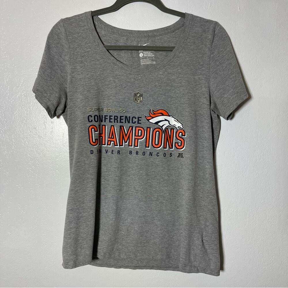 The Nike Tee, Athletic Cut. Size Large. Denver Broncos. In excellent condition!